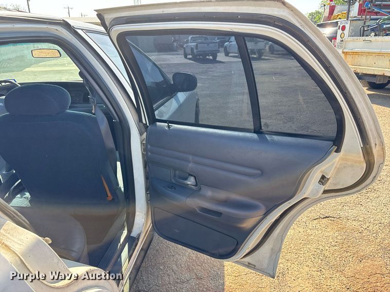 image for item DY0531 2001 Ford Crown Victoria Police Interceptor 