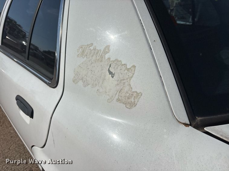 image for item DY0532 2011 Ford Crown Victoria Police Interceptor 