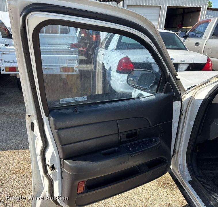 image for item DY0532 2011 Ford Crown Victoria Police Interceptor 