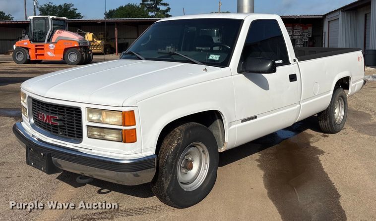 image for item DY0533 1998 GMC Sierra 1500 pickup truck