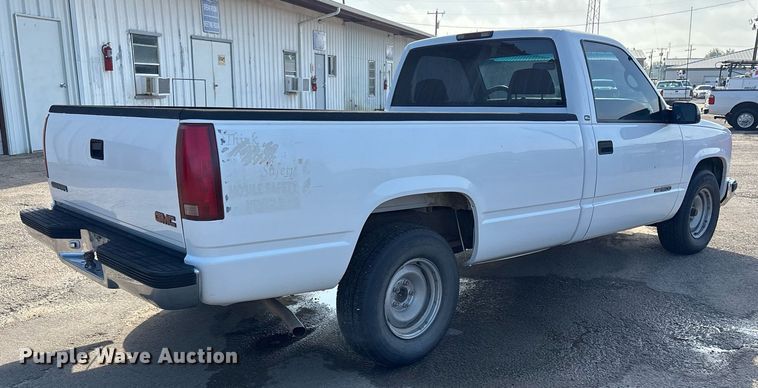 image for item DY0533 1998 GMC Sierra 1500 pickup truck