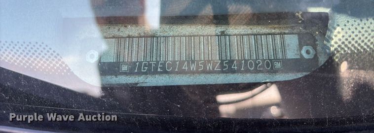 image for item DY0533 1998 GMC Sierra 1500 pickup truck