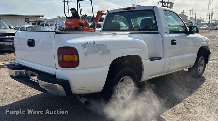 image for item DY0534 2000 Chevrolet Silverado 1500 pickup truck