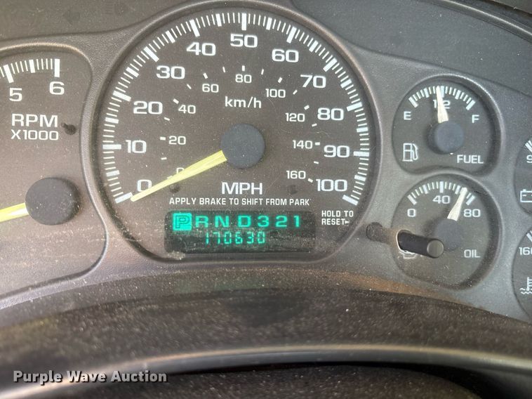 image for item DY0534 2000 Chevrolet Silverado 1500 pickup truck