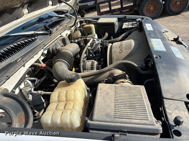 image for item DY0534 2000 Chevrolet Silverado 1500 pickup truck