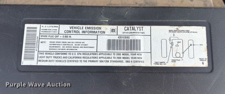 image for item DY0534 2000 Chevrolet Silverado 1500 pickup truck