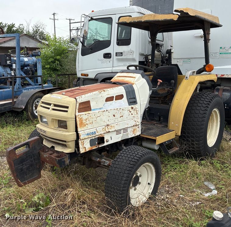 image for item DY0535 Cub Cadet 7360SS MFWD tractor