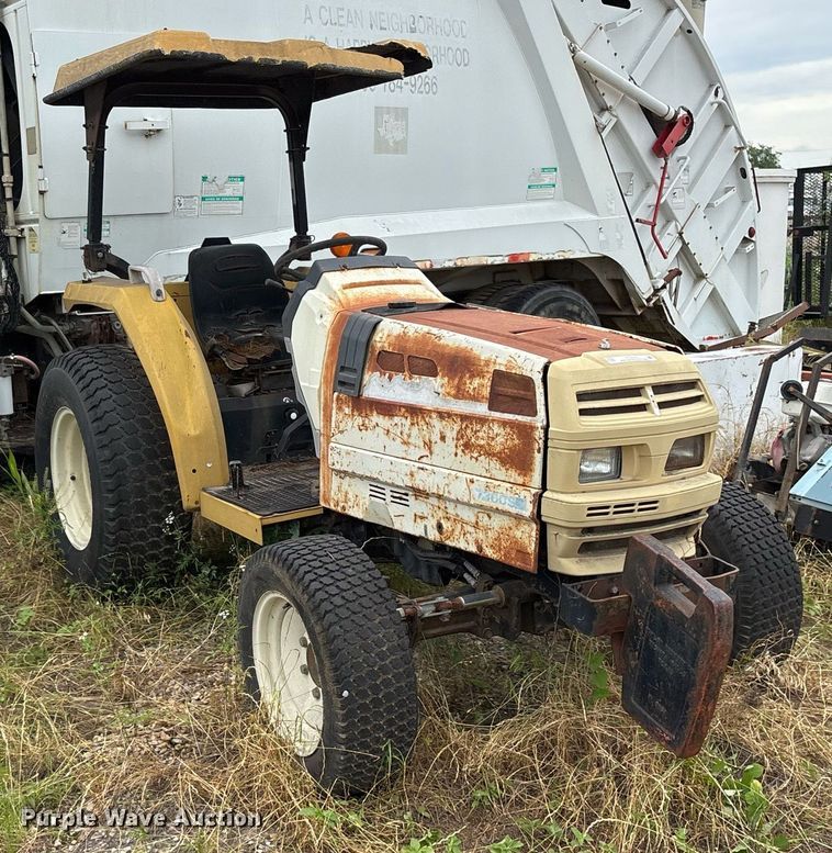 image for item DY0535 Cub Cadet 7360SS MFWD tractor