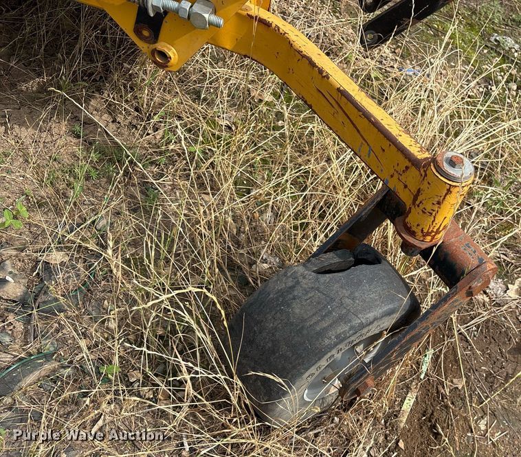 image for item DY0537 (4) lawn mowers