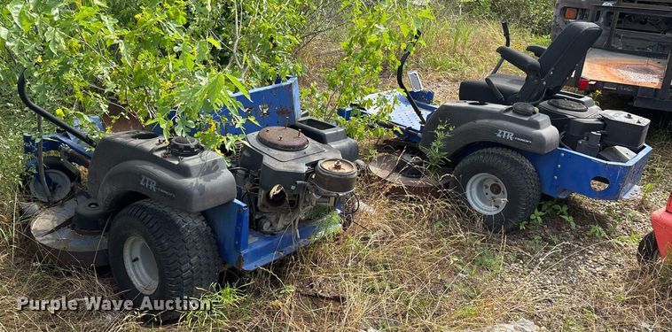 image for item DY0537 (4) lawn mowers