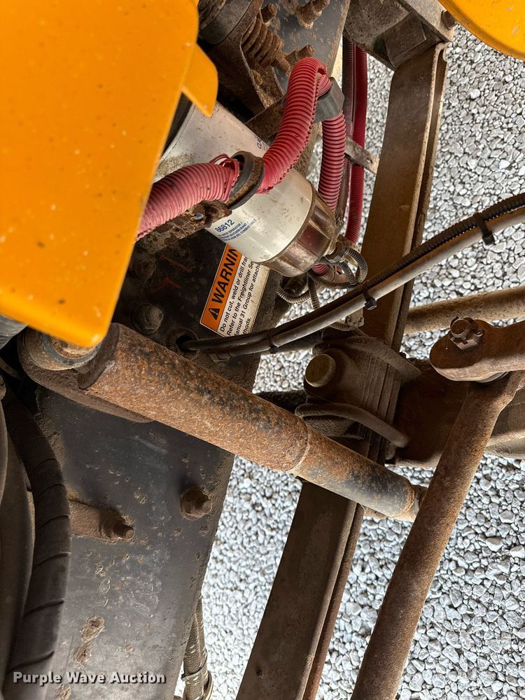 image for item DZ4197 2010 Thomas  Saf-T-liner school bus