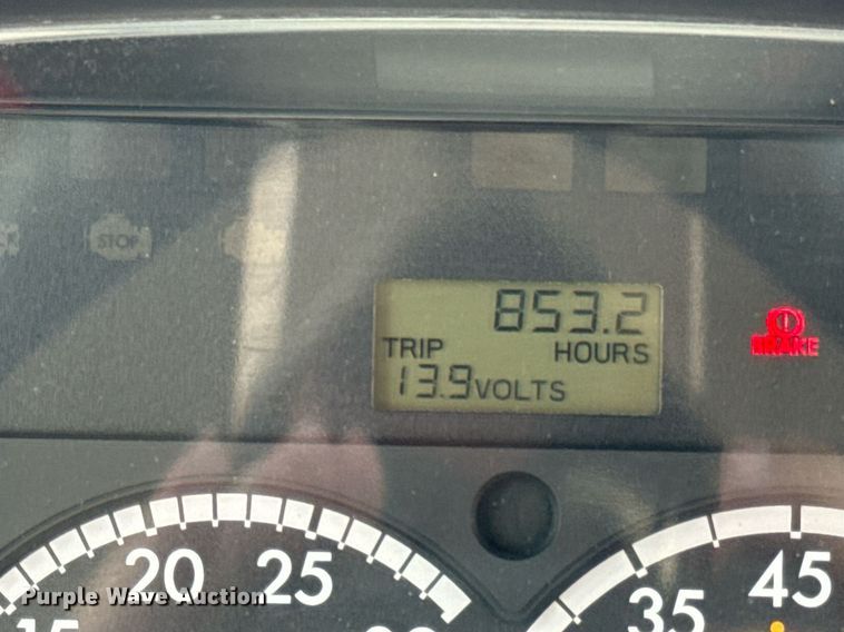 image for item DZ4197 2010 Thomas  Saf-T-liner school bus