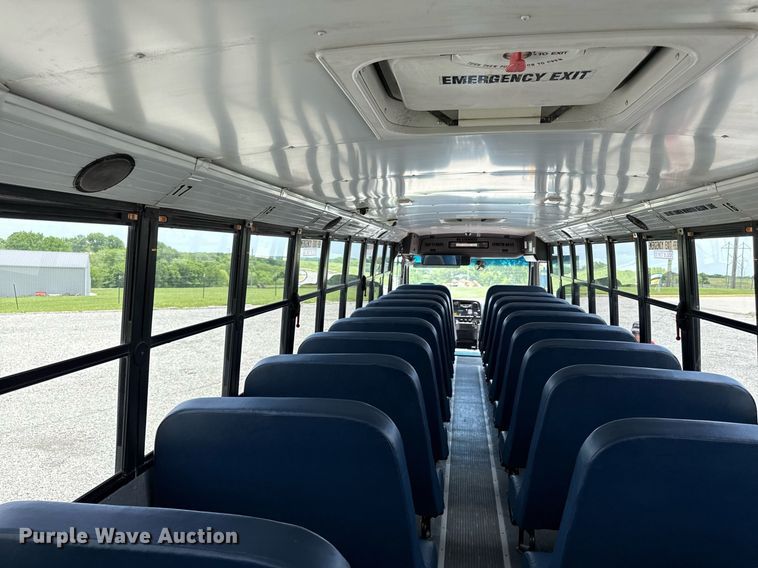 image for item DZ4197 2010 Thomas  Saf-T-liner school bus