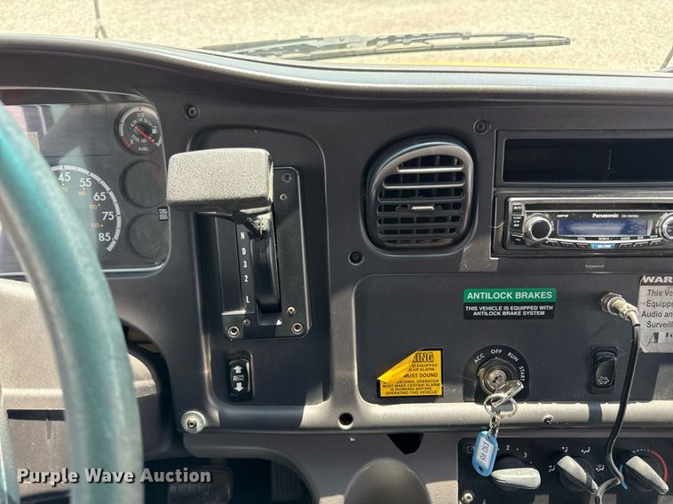 image for item DZ4198 2010 Thomas Saf-T-Liner C2 school bus