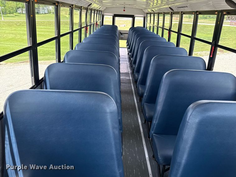 image for item DZ4198 2010 Thomas Saf-T-Liner C2 school bus