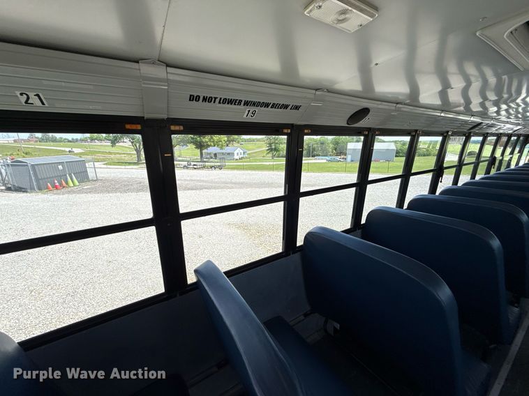 image for item DZ4198 2010 Thomas Saf-T-Liner C2 school bus