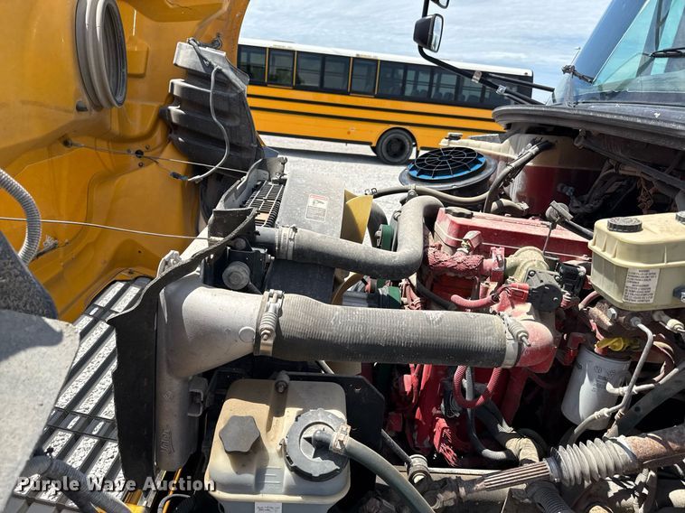 image for item DZ4198 2010 Thomas Saf-T-Liner C2 school bus