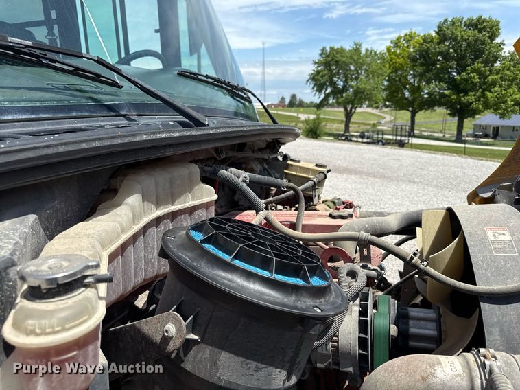 image for item DZ4198 2010 Thomas Saf-T-Liner C2 school bus