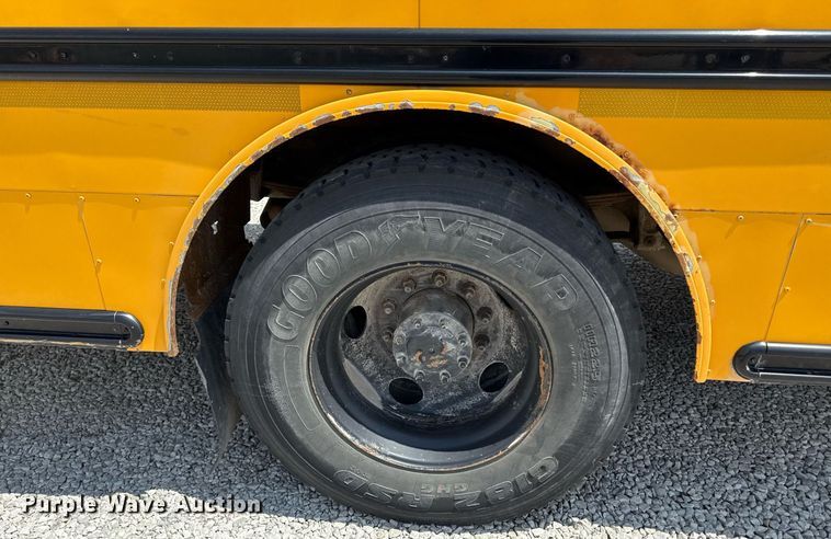 image for item DZ4198 2010 Thomas Saf-T-Liner C2 school bus