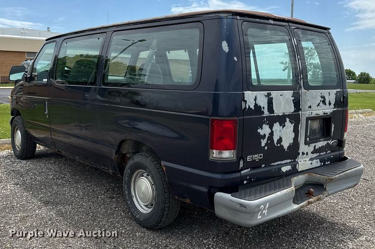 image for item DZ4200 1999 Ford E150 van