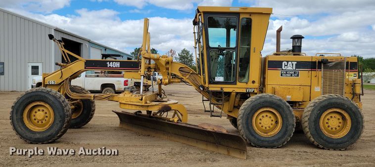 image for item EA2448 1996 Caterpillar 140H motor grader