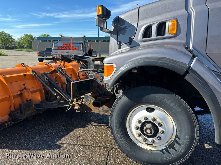 image for item EB2586 2007 Sterling L7500 dump truck
