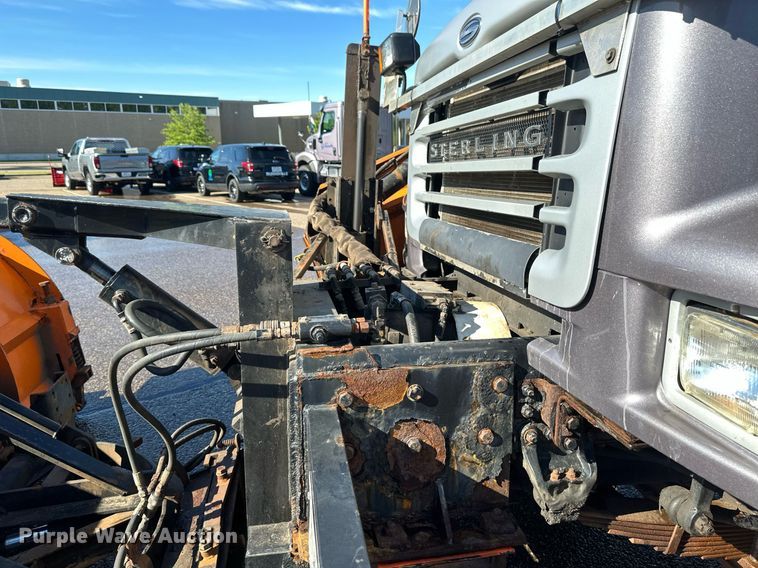 image for item EB2586 2007 Sterling L7500 dump truck