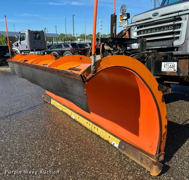 image for item EB2586 2007 Sterling L7500 dump truck