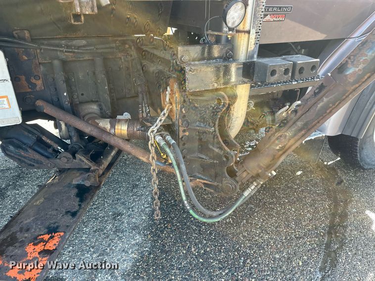 image for item EB2586 2007 Sterling L7500 dump truck