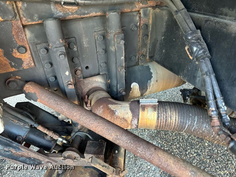 image for item EB2586 2007 Sterling L7500 dump truck