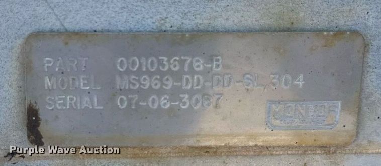 image for item EB2586 2007 Sterling L7500 dump truck