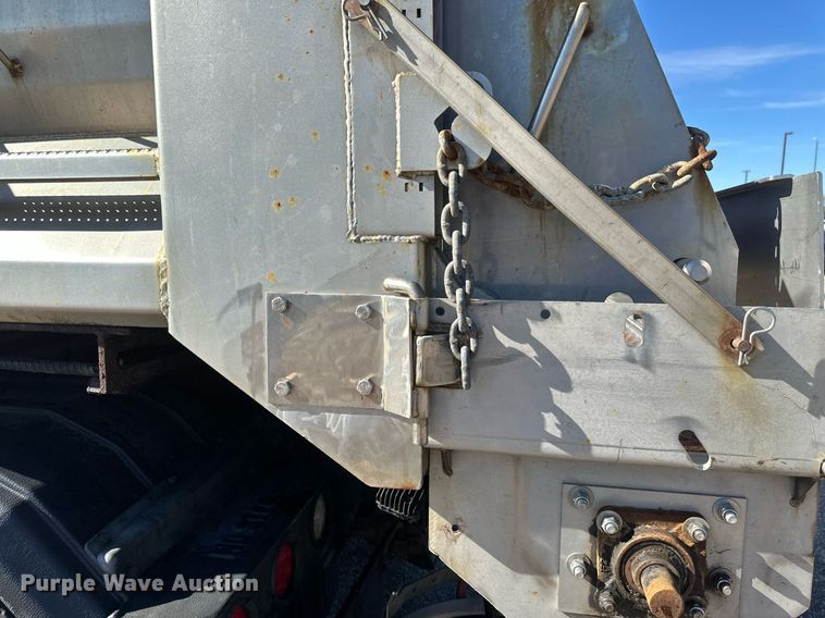 image for item EB2586 2007 Sterling L7500 dump truck