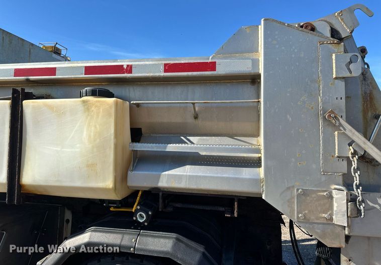 image for item EB2586 2007 Sterling L7500 dump truck