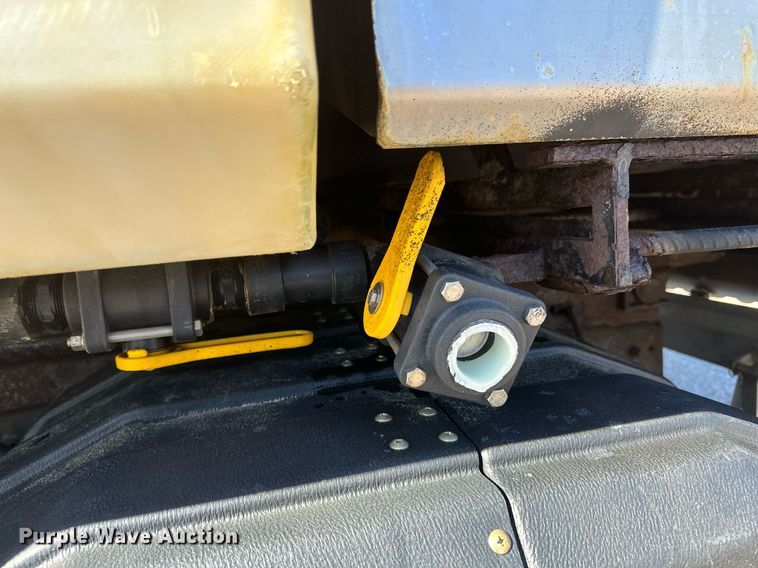 image for item EB2586 2007 Sterling L7500 dump truck