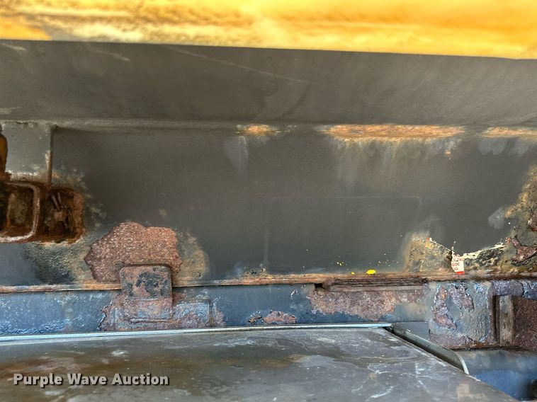 image for item EB2586 2007 Sterling L7500 dump truck