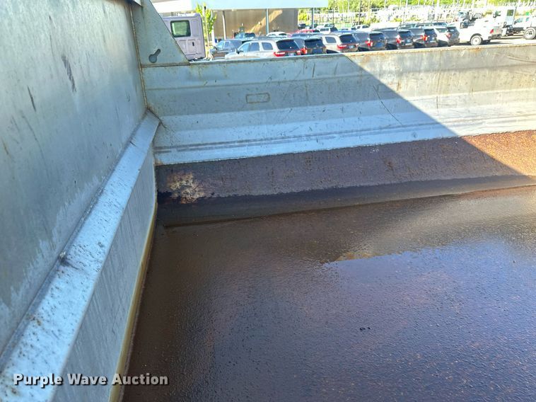 image for item EB2586 2007 Sterling L7500 dump truck