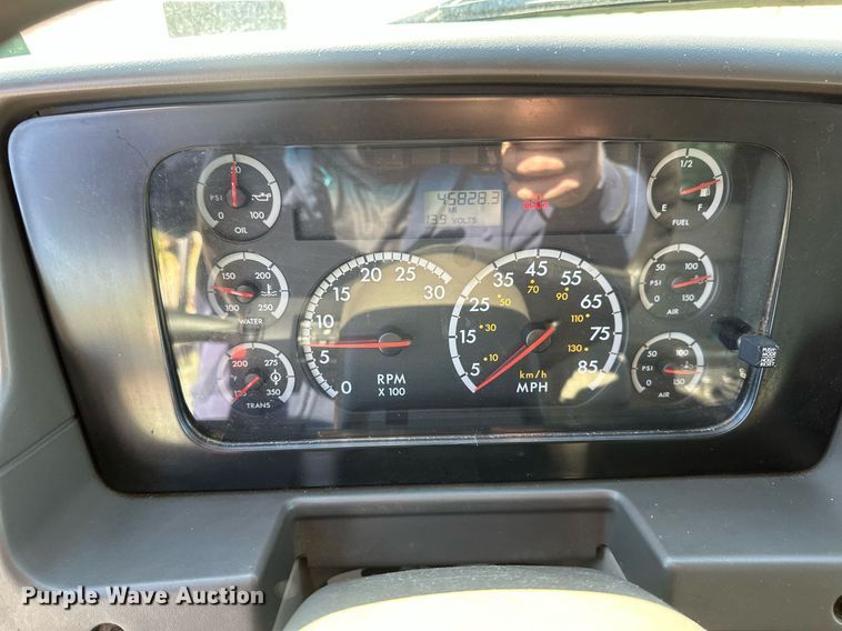 image for item EB2586 2007 Sterling L7500 dump truck