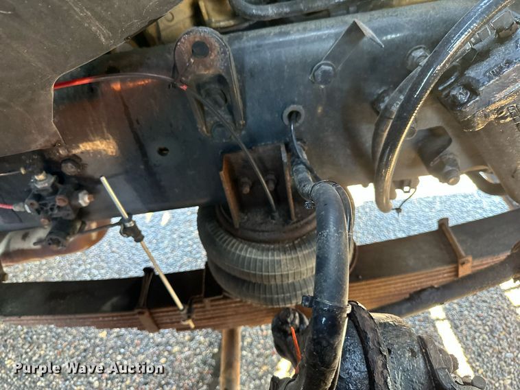 image for item EB2586 2007 Sterling L7500 dump truck