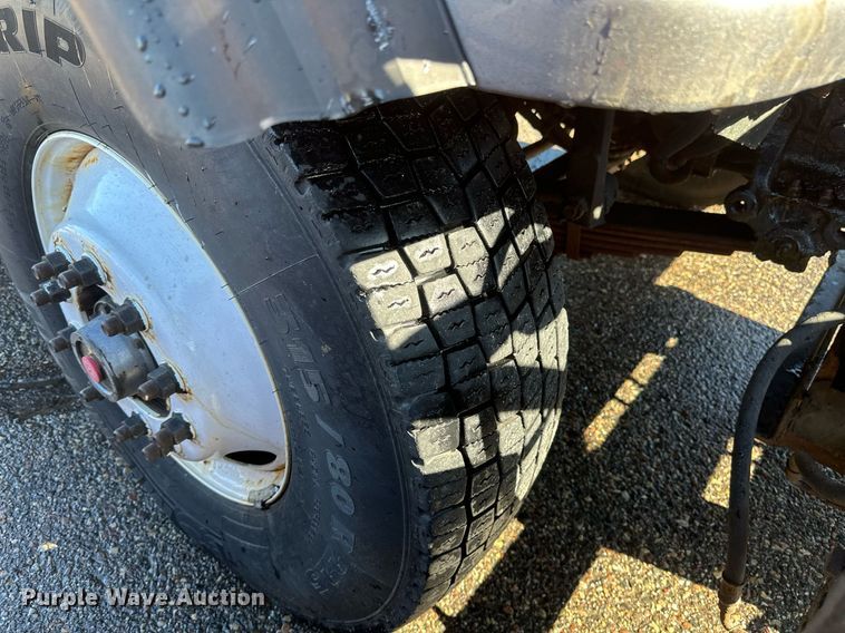 image for item EB2586 2007 Sterling L7500 dump truck