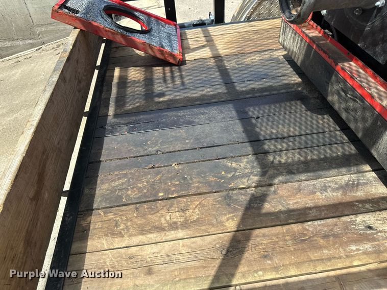 image for item EB2592 2008 PJ utility trailer with instaprime mp 150 water pump