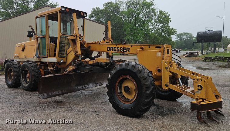 image for item EB8100 Galion Dresser A500 motor grader