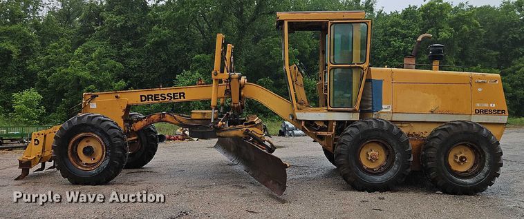 image for item EB8100 Galion Dresser A500 motor grader