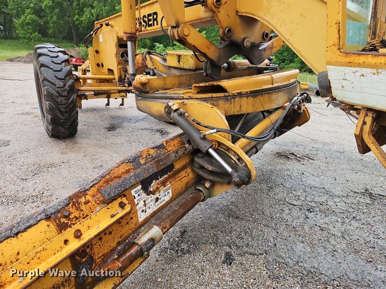 image for item EB8100 Galion Dresser A500 motor grader