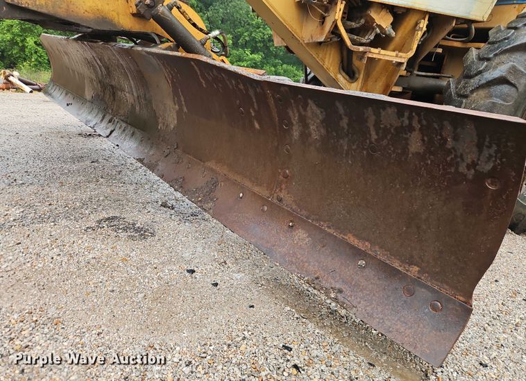 image for item EB8100 Galion Dresser A500 motor grader