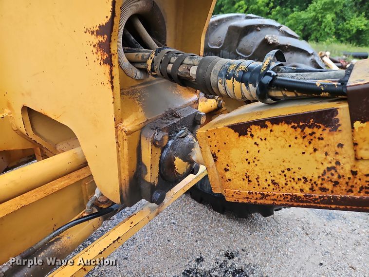 image for item EB8100 Galion Dresser A500 motor grader