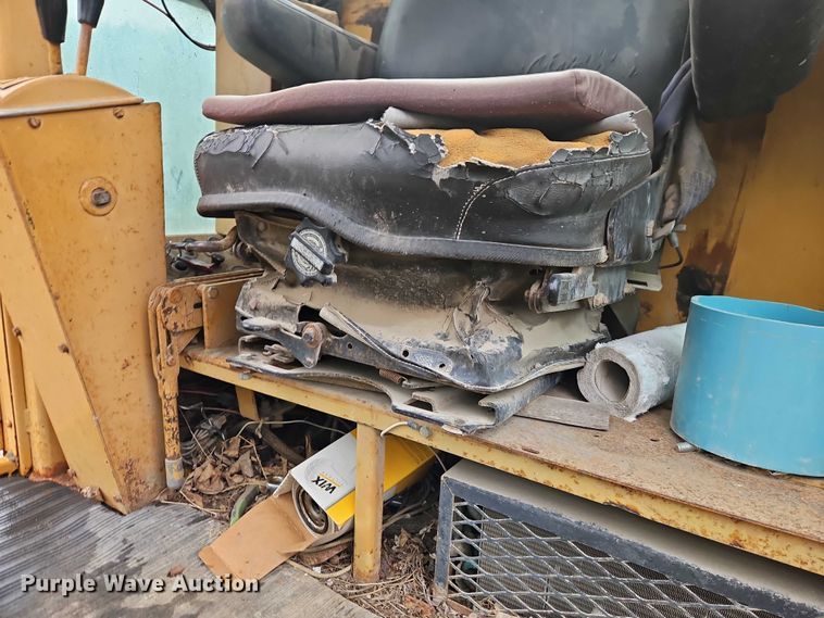 image for item EB8100 Galion Dresser A500 motor grader