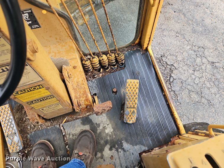 image for item EB8100 Galion Dresser A500 motor grader