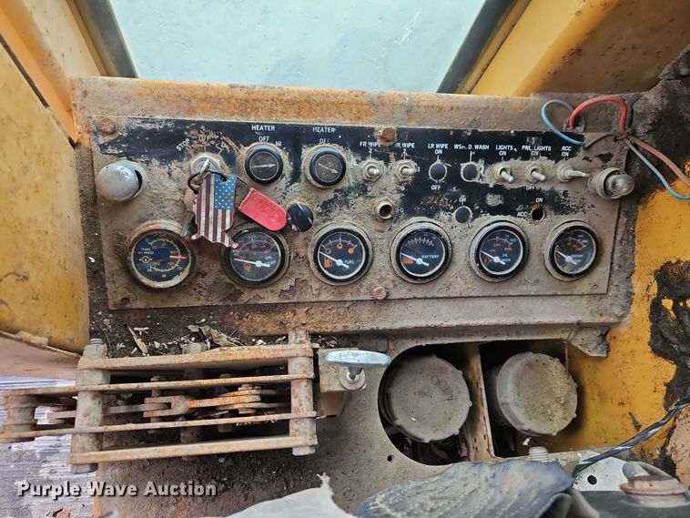 image for item EB8100 Galion Dresser A500 motor grader