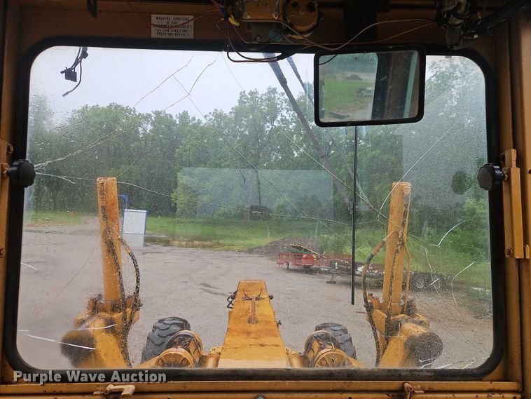 image for item EB8100 Galion Dresser A500 motor grader