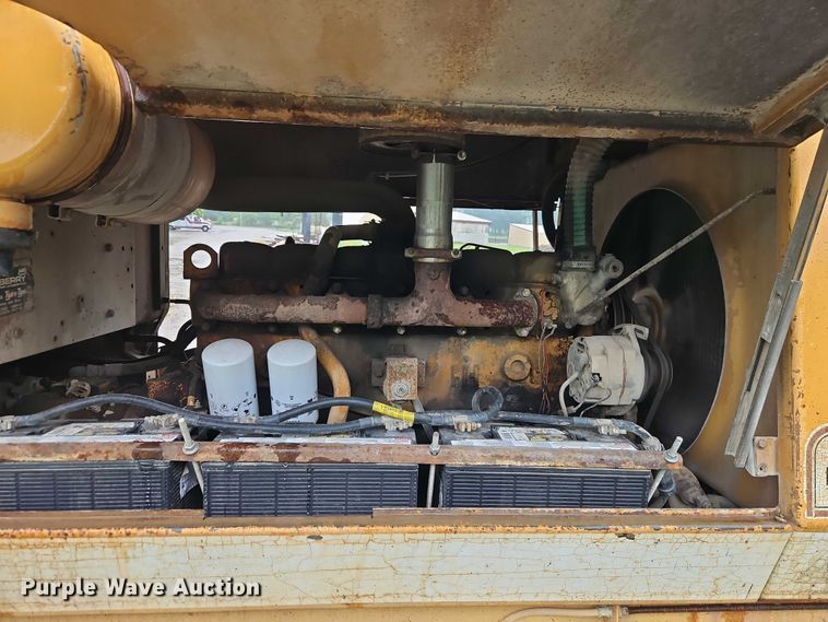 image for item EB8100 Galion Dresser A500 motor grader